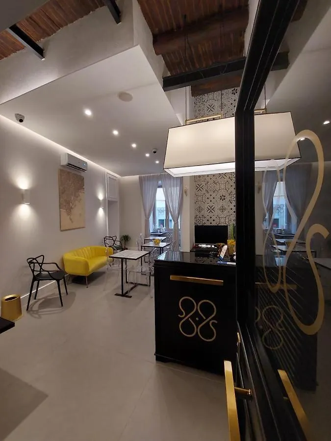 نابولي L'Infinito 88 Charmant Rooms